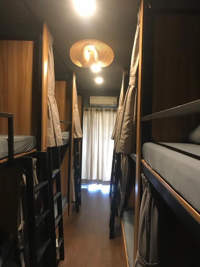 Saigon 118 Hostel And Cafe โฮจิมินห์ซิตี้ ภายนอก รูปภาพ