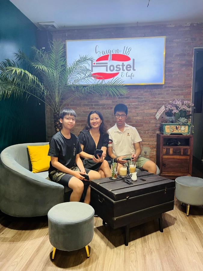 Saigon 118 Hostel And Cafe โฮจิมินห์ซิตี้ ภายนอก รูปภาพ