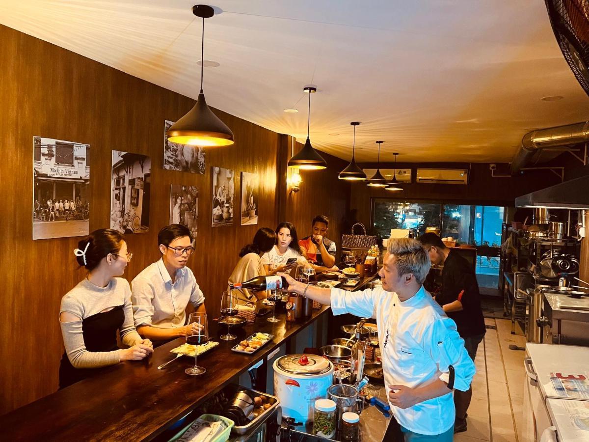Saigon 118 Hostel And Cafe โฮจิมินห์ซิตี้ ภายนอก รูปภาพ