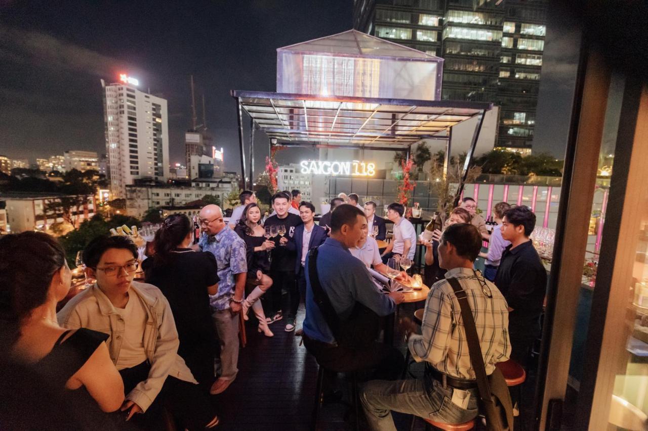 Saigon 118 Hostel And Cafe โฮจิมินห์ซิตี้ ภายนอก รูปภาพ