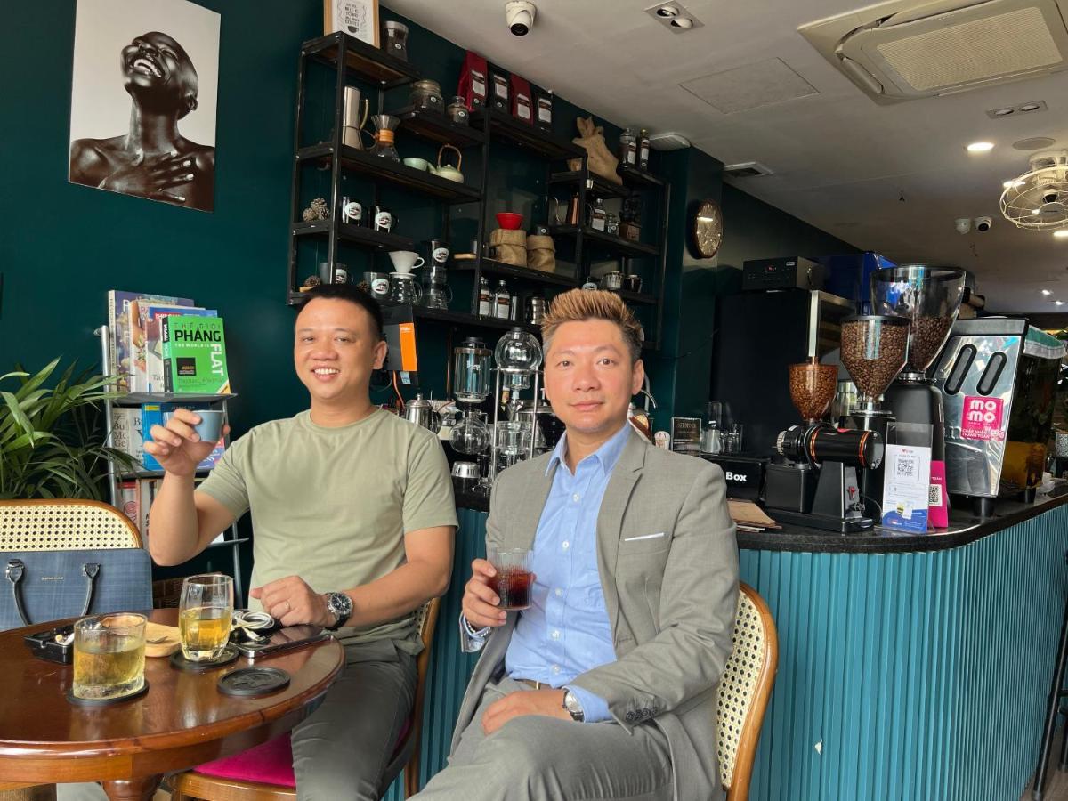Saigon 118 Hostel And Cafe โฮจิมินห์ซิตี้ ภายนอก รูปภาพ