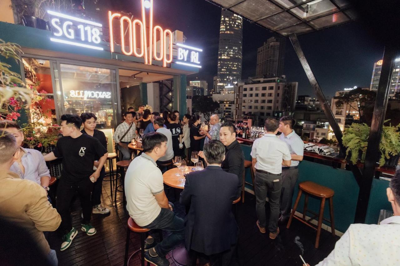 Saigon 118 Hostel And Cafe โฮจิมินห์ซิตี้ ภายนอก รูปภาพ